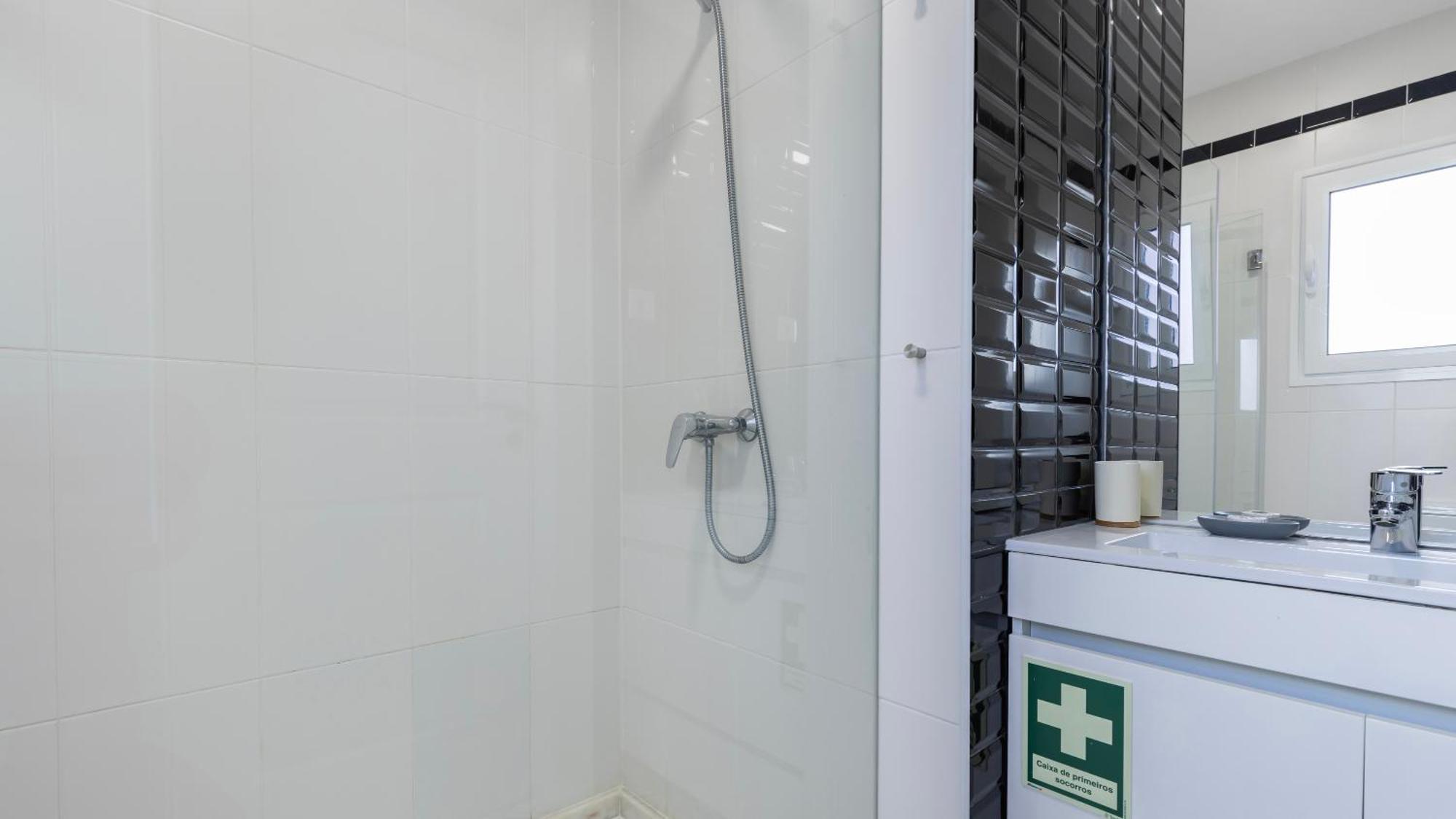 Comfort & Bright Apartment By Lovelystay Lisboa Exterior foto